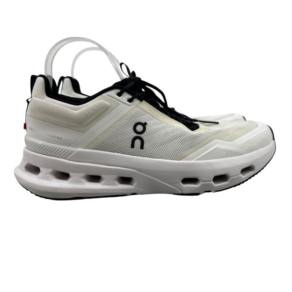 On Womens 9 Shoes White Cloudnova X Lace Up Low Top Running Trainer 3WE30410462